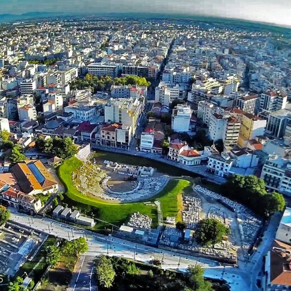 Η ανοικοδόμηση στη Λάρισα: Από την ανάκαμψη μετά τον COVID στη στασιμότητα του 2025